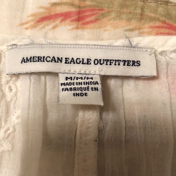 AE M NWOT Ivory Embroidered Bell Quarter Sleeve Flowy Lace up Cotton Blouse - Picture 8 of 11